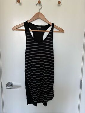 Wilfred Free by Aritzia Striped Black & Gray Racerback Tank Top Size S